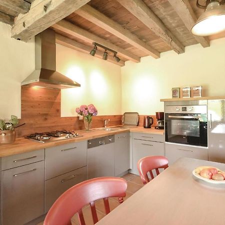 Lovely Home In Charritte De Bas With Wifi 외부 사진